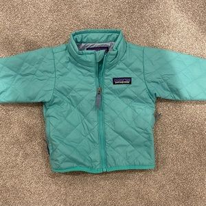 Like new Patagonia Nano, kids 3-6 months